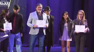 Canal 4 celebró 40 años y la FNE le devolvió un gesto que pocos esperaban