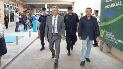 Frigerio inauguró la nueva Jefatura de Paraná: el dato que cambia las cuentas de la Policía