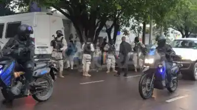 Trasladan con fuerte custodia al presunto jefe narco ‘Tala’ Aranda para indagatoria en el Juzgado Federal N°2