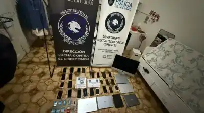 Una denuncia en Madryn destapó un hallazgo de $255 millones en un departamento de Buenos Aires