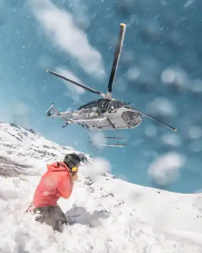 Quedó colgado de un helicóptero a 1.800 metros: el rescate que Bariloche no olvidará