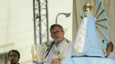 La Iglesia movió una carta clave a días de la llegada del Papa: qué le pidió al Senado
