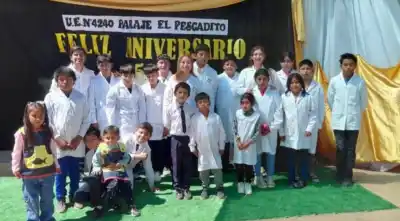A 120 km del pueblo más cercano, la escuela que cambió el destino de decenas de chicos