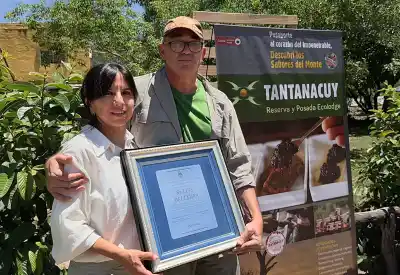 25 años en el monte chaqueño: abrió dos tinas de madera en medio de la reserva