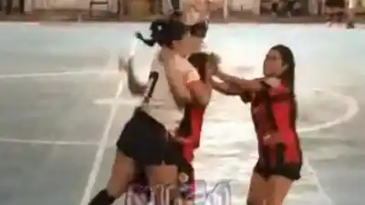 Trinidad y San Ricardo: la reserva femenina terminó en una pelea de pelos y el partido se suspendió