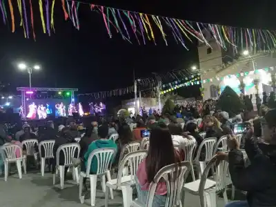 León Rouges Celebra el Día de Santa Rosa, su Patrona