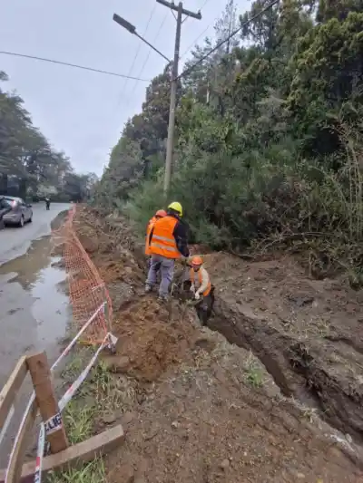 Bariloche: la CEB enterró 500 metros de cable en un punto clave de Bustillo