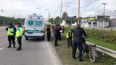 Derrapó en plena subida a Alto Comedero: qué encontraron junto al guardarraíl