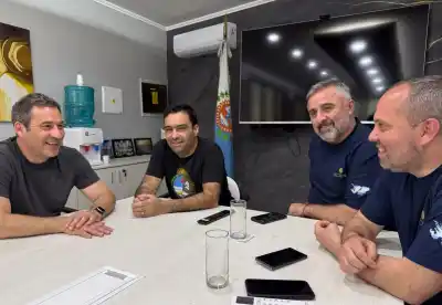 Luque recorrió SICONARA en Rawson y habló del rol de la pesca en Chubut