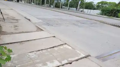 A tres meses de que un camión quedara atrapado, el Puente Chijra muestra lo que hay bajo el cemento