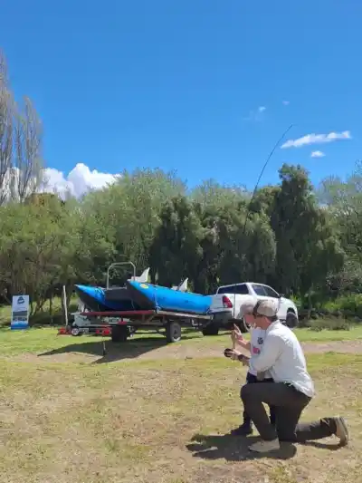 Dina Huapi se mete en el mapa de la pesca con mosca: lo que se pudo probar en la Expo