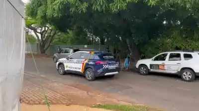 Bolsonaro no salió de Brasil, pero la Policía ya rodeó su casa y revisa cada vuelo