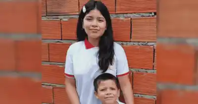 Desesperada búsqueda de dos niños en Rosario: su padre los llevó con la excusa de ir al supermercado y no regresaron