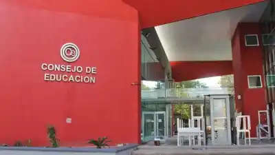 Docentes santiagueños: dos días para asegurar cargos y horas en el escalafón