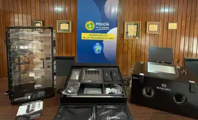 La Policía de La Pampa sumó dos equipos que bloquean el celular desde adentro de una caja: qué pueden hacer