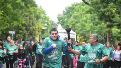 La caravana paralímpica que paralizó Puerto San Martín: qué hizo la ciudad al paso de las instituciones