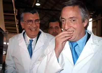 Lo que Gioja hizo apenas se conoció la muerte de Kirchner: la reacción que quedó en la memoria