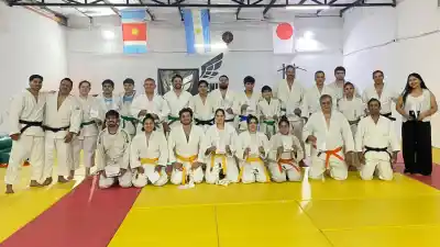 Seis provincias desembarcan en Santiago para un campamento de judo con un sensei de la IJF