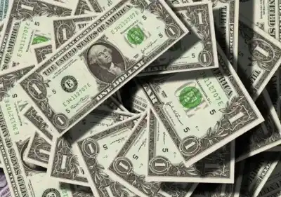 El dólar oficial rompió su calma y anotó el mayor salto en lo que va de abril