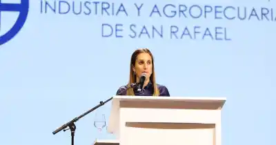 La primera mujer al frente de la Cámara de San Rafael y el pedido que dejó a todos en silencio