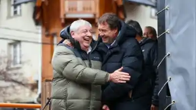 Dijo que no iba a meterse en la campaña de Bariloche, pero a dos semanas cambió de idea