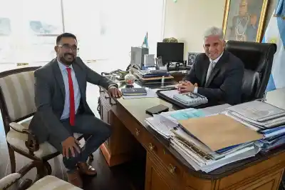 Deja el gabinete de Poggi y vuelve a su ciudad: el día exacto en que Merlo recupera a su intendente