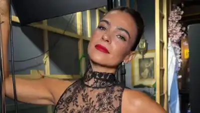 Agustina Cherri filmó un video en el auto y lo que se ve en su mate desató un debate