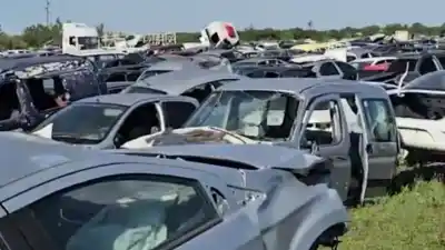 El desarmadero de Pujato que la Policía venía buscando: adentro había dos autos con pedido de secuestro