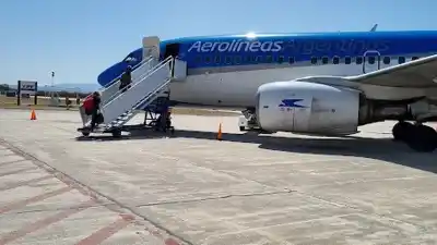 Catamarca vuelve a tener 10 vuelos semanales a Buenos Aires: por qué el sector hotelero dice que no pondrá un peso