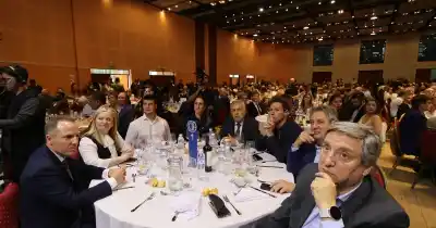 El almuerzo que iba a mostrar unidad y terminó con los candidatos de Cornejo marcándose las diferencias