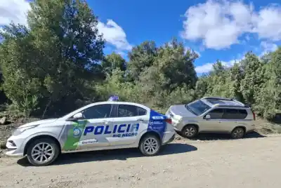 A 8 meses del robo, la encontraron estacionada en el camino viejo a Colonia Suiza