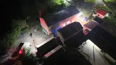 La estufa de una finca rural se prendió fuego de noche y los bomberos no pudieron volver hasta la madrugada