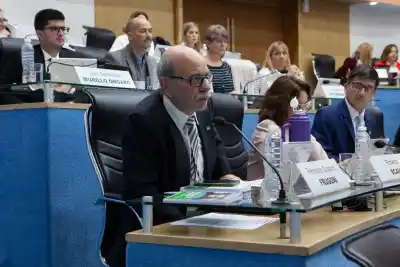 Frugoni cruzó a los que piden juicio político al STJ y destapó una contradicción incómoda