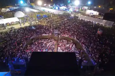Crespo se prepara para tres días a puro show: Turf, El Polaco y Soledad, con precios que sorprenden