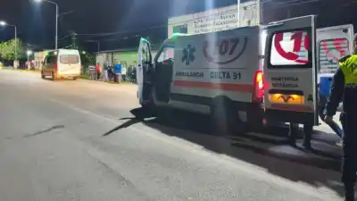Viajaba en moto con su hijo y sufrió una descompensación; su estado es crítico