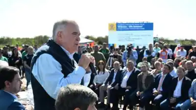 Tucumán pone $600 millones para obras: qué dijo Jaldo sobre los salarios y las críticas
