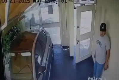 Entraron a robar a una casa de Coghlan: lo que encontraron adentro los complicó a todos