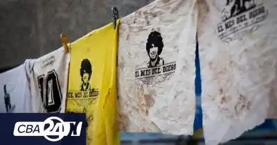 Córdoba levanta las copas por el Diego: la actividad con la que podés dibujar el gol a Inglaterra