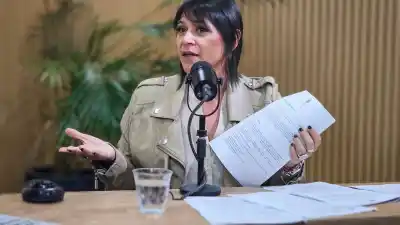 La ministra dijo cuándo se enteró del bullying y la diputada no la dejó pasar