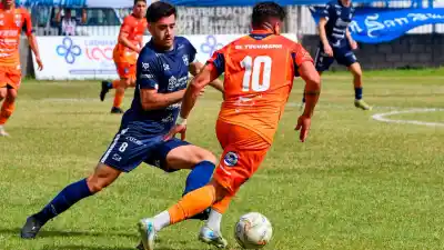 Sarmiento viaja a Río Cuarto con una ventaja que puede jugarle en contra