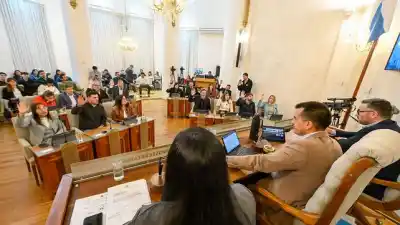 Los socavones del Arroyo Colorado se llevaron parte de sus casas: qué resolvió el Concejo