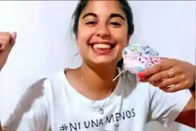 Una foto de Micaela García vuelve a circular: el gesto que piden replicar a las 20