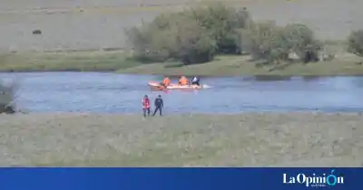 Río Gallegos: seis buzos entraron al agua y buscan a José y Leo en los pozones más hondos