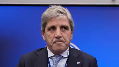 En plena inauguración en la Puna, Caputo necesitó asistencia médica: qué le pasó