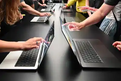 Steve Jobs lo llamó "ergonómicamente terrible": Apple acaba de hacer lo impensado con la MacBook Pro
