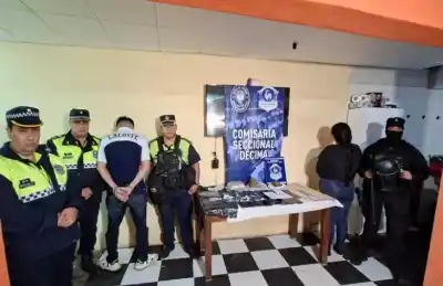Villa 9 de Julio: allanaron dos viviendas y encontraron un arsenal de drogas