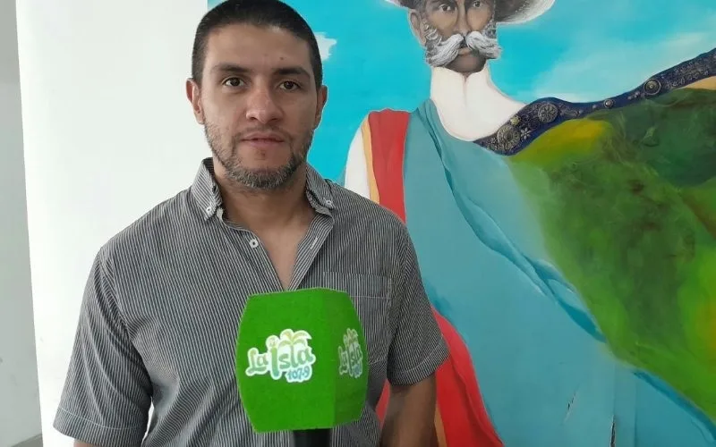 Figueroa les pidió a Saracho y sus seguidores que se bañen: la respuesta de los bloques