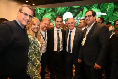 Jaldo encabezó la apertura de la asamblea de intendentes sobre cambio climático en Tucumán