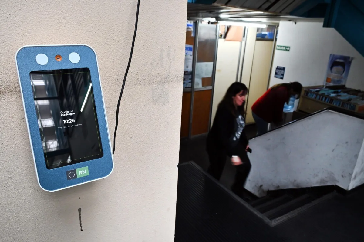 El STJ avaló el control facial a estatales: qué pasa ahora con los empleados de Salud
