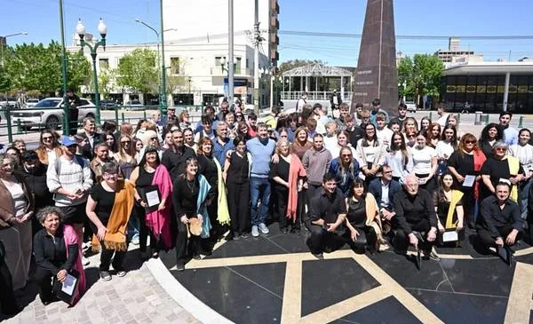 Trelew y la ciudad natal de Lewis Jones: el intendente admitió qué falta para que el vínculo no quede solo en el papel